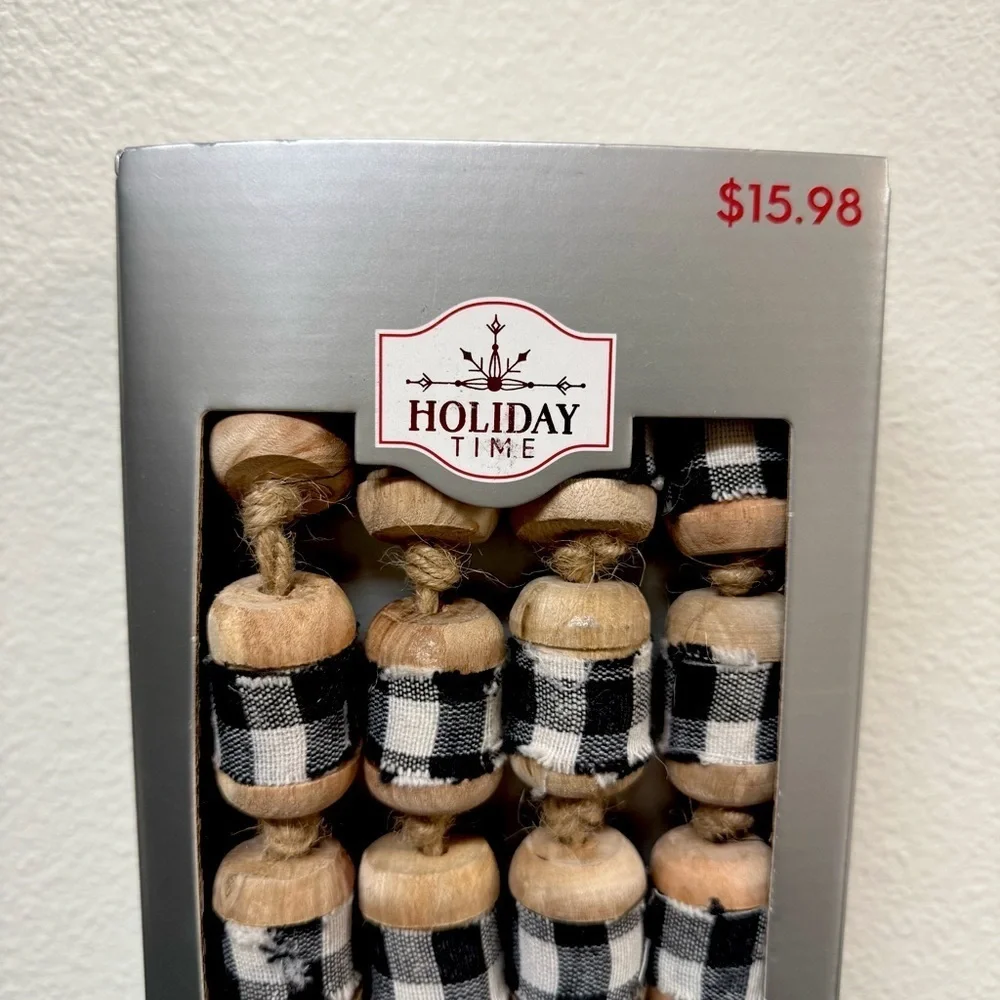 NWT Wood Fabric Garland Christmas Tree Decor Bead Strand 6' Buffalo Check Tassel